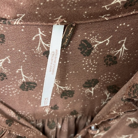 Free People Modern Blouse Brown Fall Floral Button Down Top Size XS - Picture 5 of 6